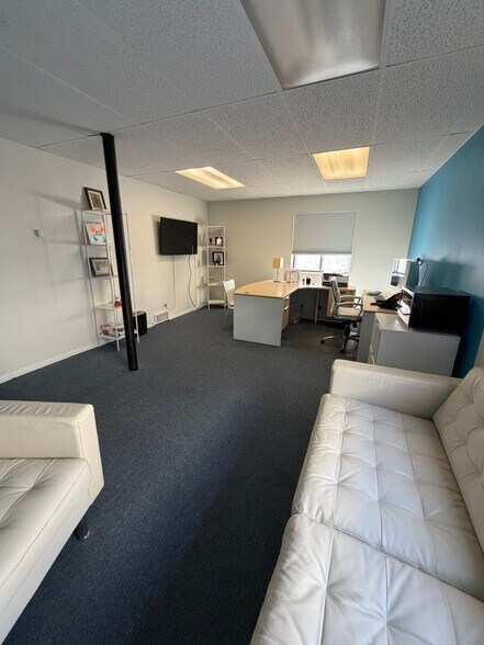 More Photos Of 361 Park Rd, West Hartford Office For Lease