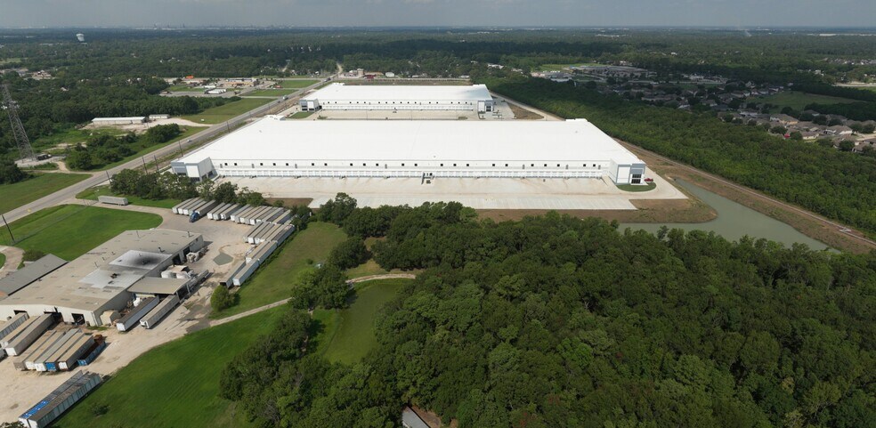 More Photos Of 5814 N Highway 146, Baytown Unknown For Lease