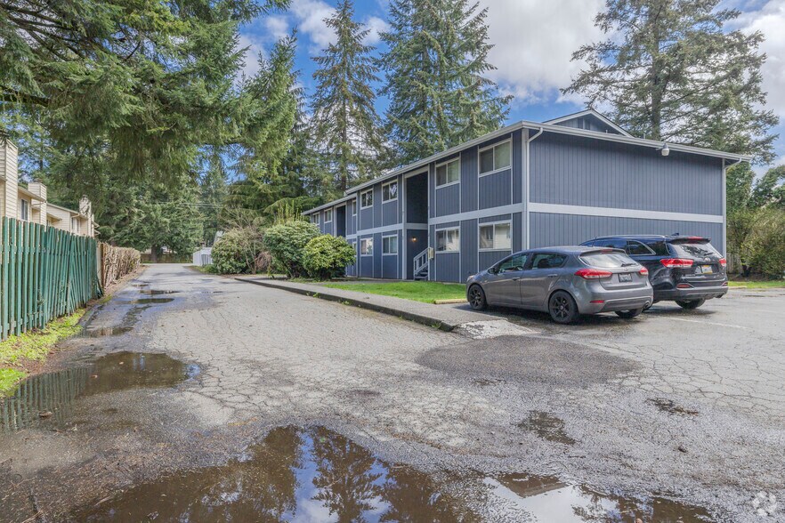 More Photos Of 3690 Jackson Ave SE, Port Orchard Apartments For Sale