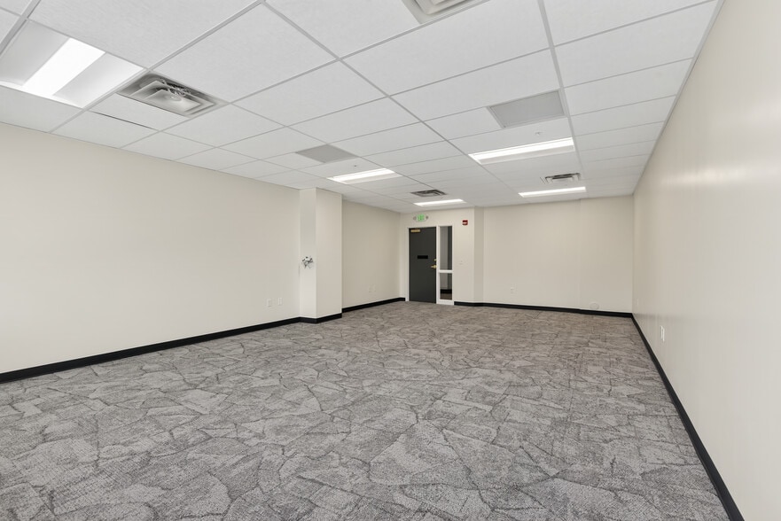 More Photos Of 1300-1414 Foothill Dr, Salt Lake City General Retail For Lease