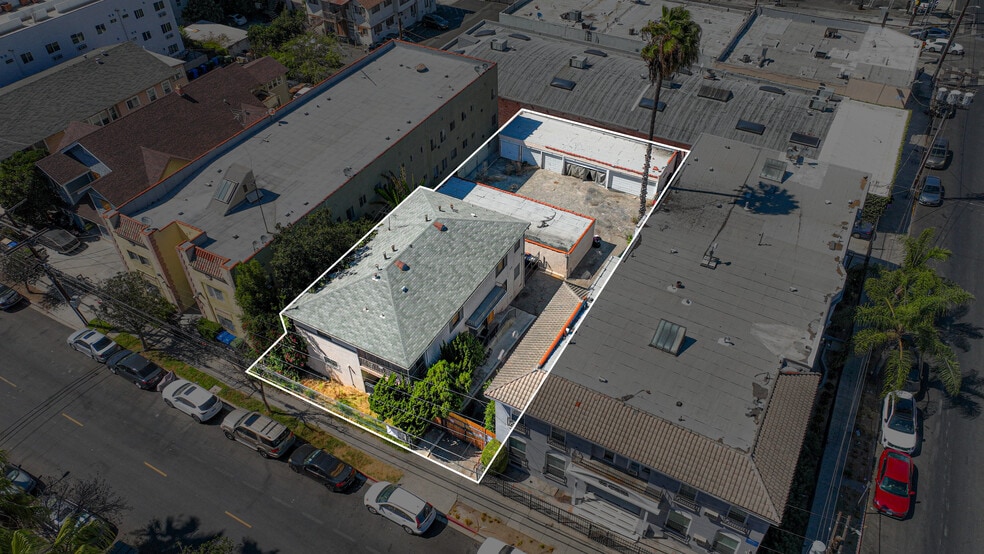 More Photos Of 2811 San Marino St, Los Angeles Land For Sale
