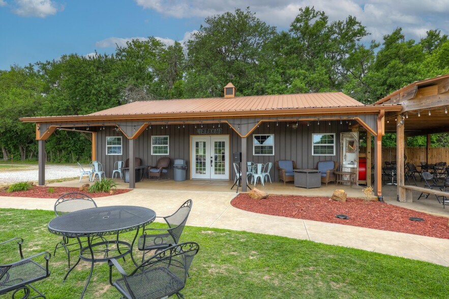 More Photos Of 25695 Mulberry Rd, Webb City Winery Vineyard For Sale