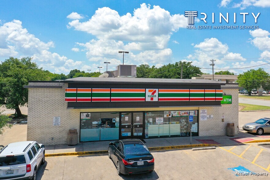 Primary Photo Of 640 W Pleasant Run Rd, Lancaster Convenience Store For Sale