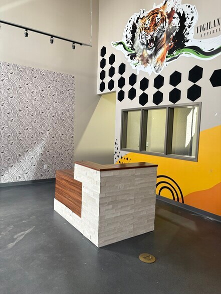 More Photos Of 5780 E Woodmen Rd, Colorado Springs Light Distribution For Lease