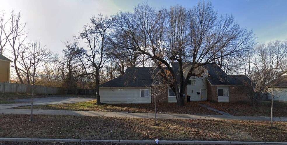 Primary Photo Of 1844 Benton Blvd, Kansas City Specialty For Lease