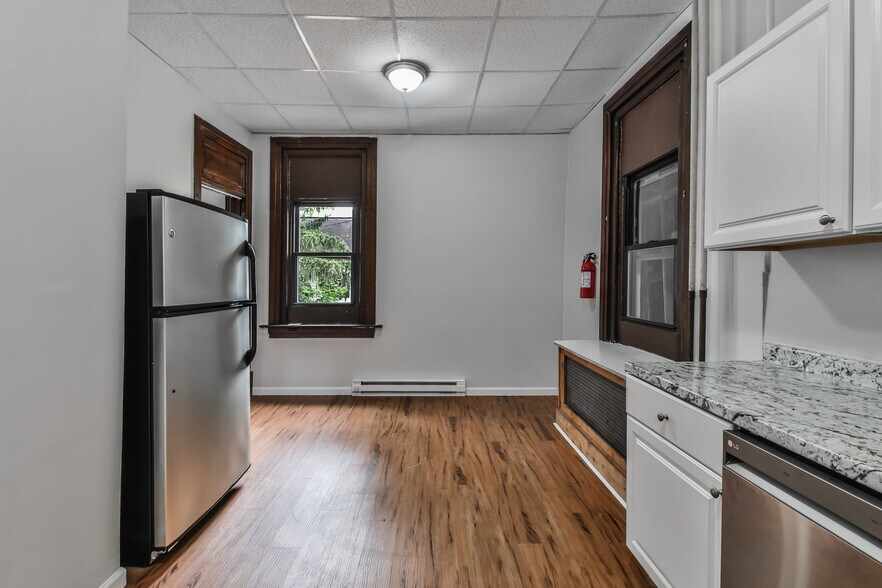 More Photos Of 403 Washington Ave, Sellersville Apartments For Sale