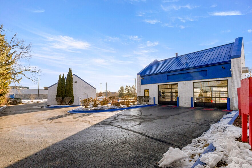 More Photos Of 2380 Jolly Rd, Okemos Carwash For Sale