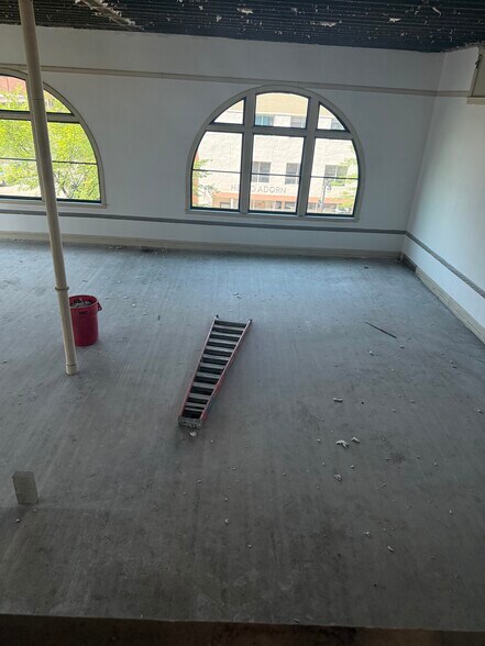 More Photos Of 317 S Barstow St, Eau Claire Office For Lease