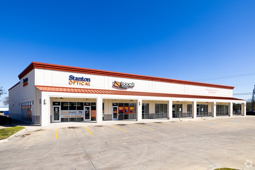 More Photos Of 803 Castroville Rd, San Antonio Unknown For Lease
