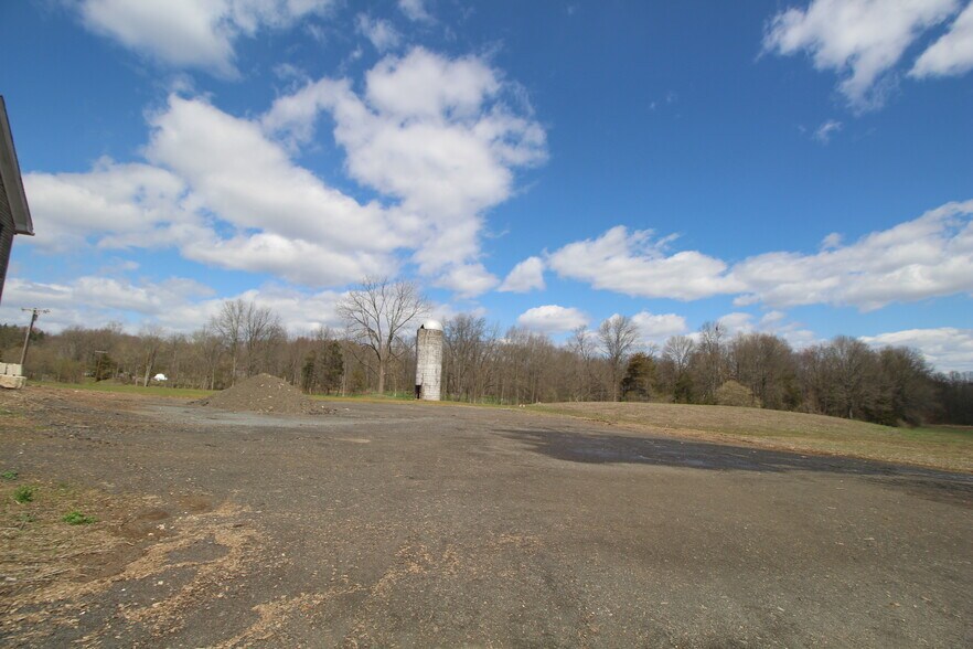 More Photos Of 12 Lynnbrook Dr, Lambertville Land For Sale