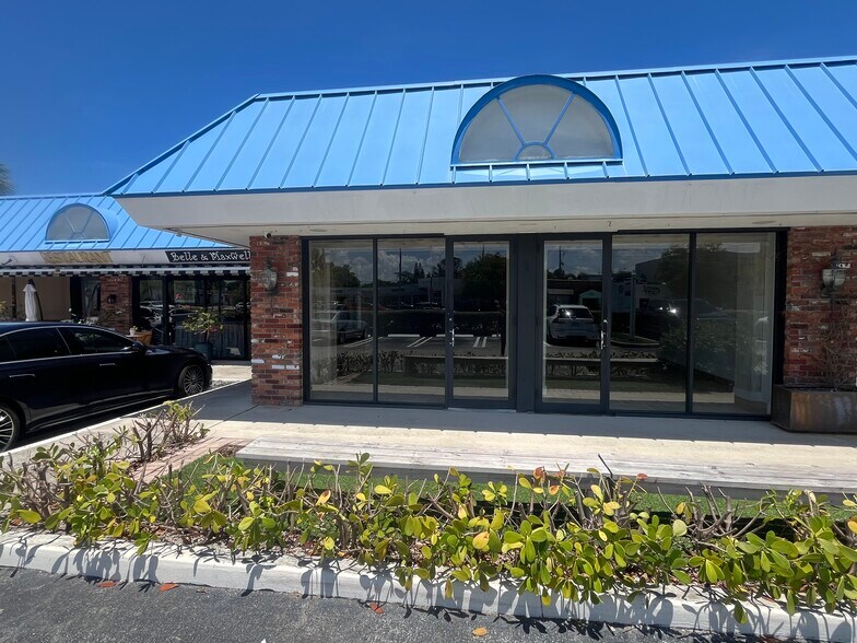 More Photos Of 3700 S Dixie Hwy, West Palm Beach Storefront Retail Office For Lease