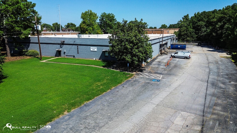 More Photos Of 5530 E Ponce De Leon Ave, Stone Mountain Distribution For Lease