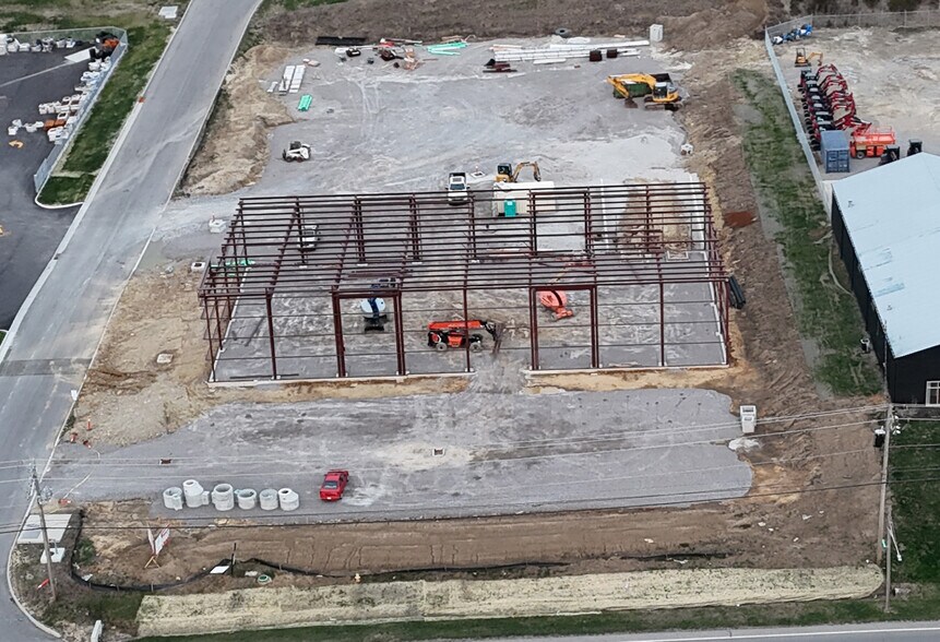 Primary Photo Of 9381 Seward Rd, Fairfield Warehouse For Lease