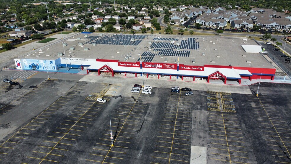 More Photos Of 2015 SW Loop 410, San Antonio Freestanding For Sale