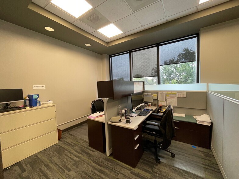 More Photos Of 475 E 162nd St, South Holland Medical For Lease
