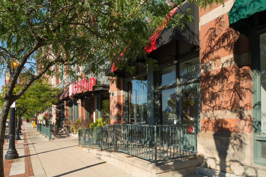 More Photos Of 800-836 W Saint Clair Ave, Cleveland Office For Lease