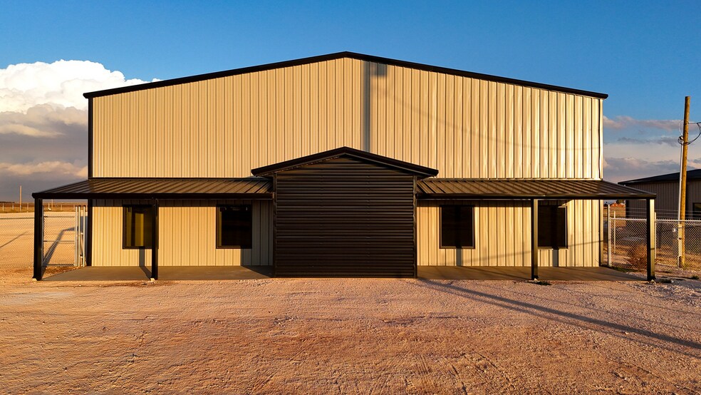 More Photos Of 518 US Highway 385 N, Seminole Industrial For Lease
