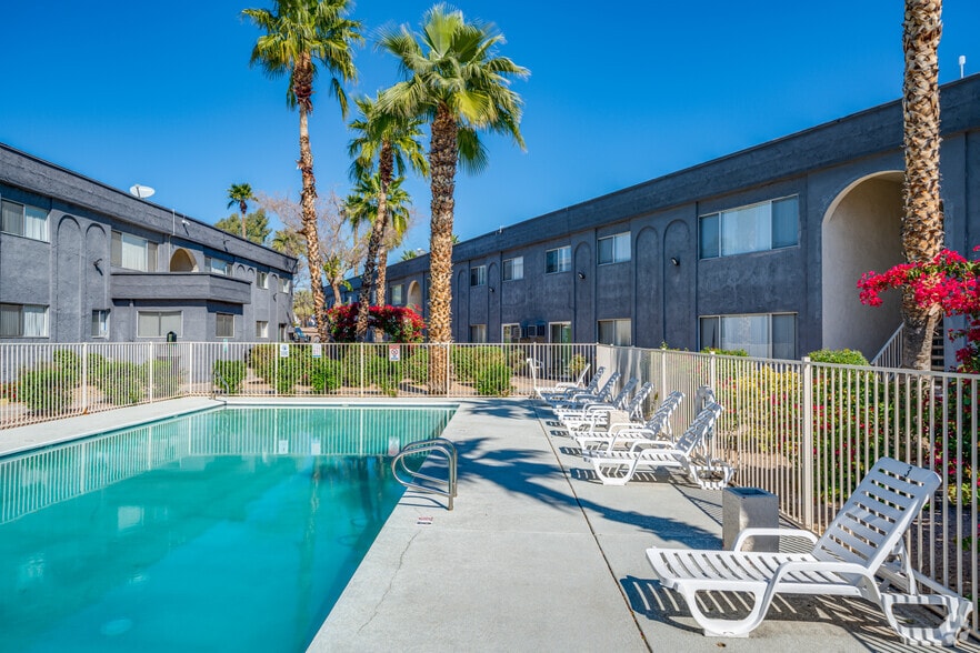 More Photos Of 2641 W Butler Dr, Phoenix Apartments For Sale