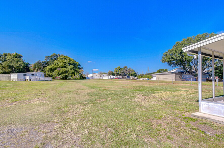 More Photos Of 6839 Wire Rd, Zephyrhills Manufactured Housing Mobile Home Park For Sale