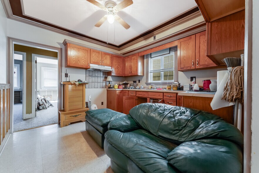 More Photos Of 1266 National Pike, Hopwood Apartments For Sale