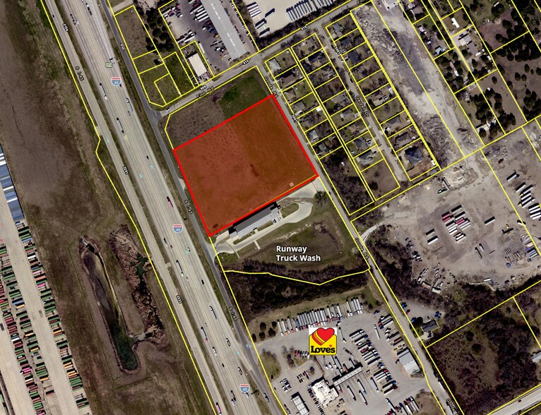 More Photos Of 2000 I-45, Hutchins Land For Sale