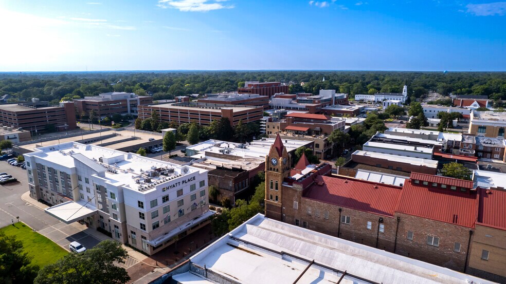 More Photos Of 410 W Liberty St, Sumter Office Residential For Sale