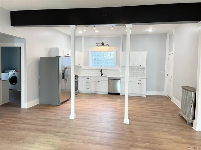 More Photos Of 49 William St, Tonawanda Apartments For Sale