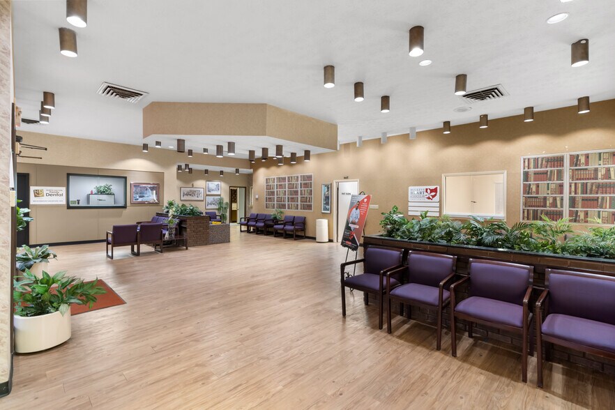 More Photos Of 5538 Philadelphia Dr, Dayton Medical For Sale