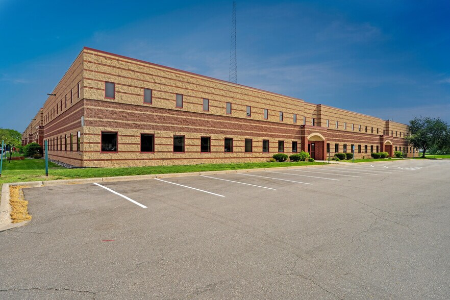 Primary Photo Of 1701-1719 NE Broadway St, Minneapolis Light Manufacturing For Lease