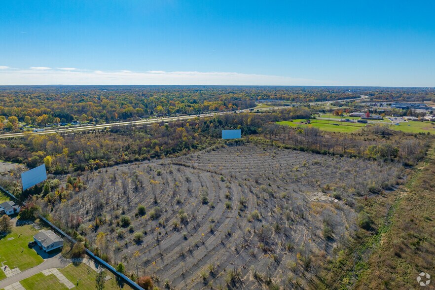 More Photos Of 6483 E Court St N, Burton Land For Sale