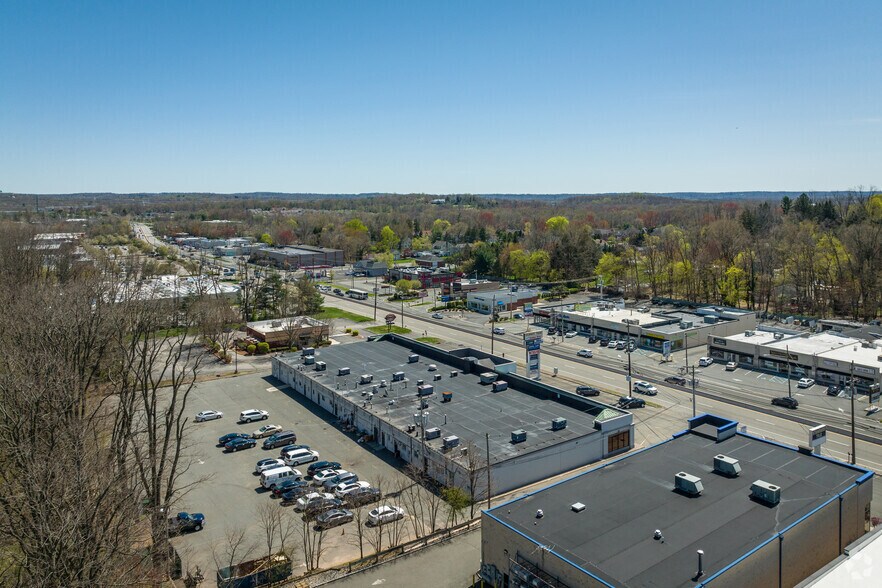 More Photos Of 320 State Route 10, East Hanover Unknown For Lease