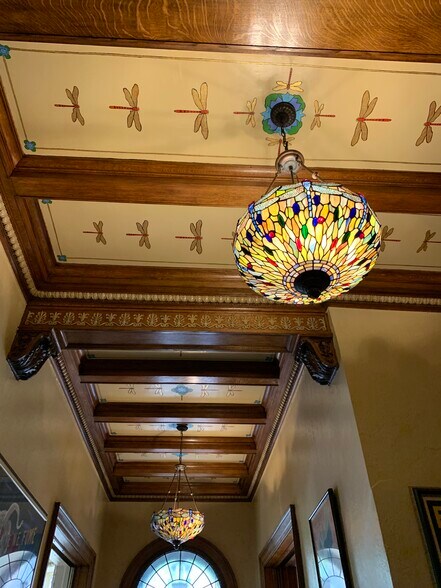 More Photos Of 106 E Chase St, Baltimore Office Residential For Sale