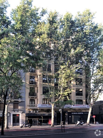 Primary Photo Of 7 Calle de Alberto Aguilera, Madrid Apartments For Sale