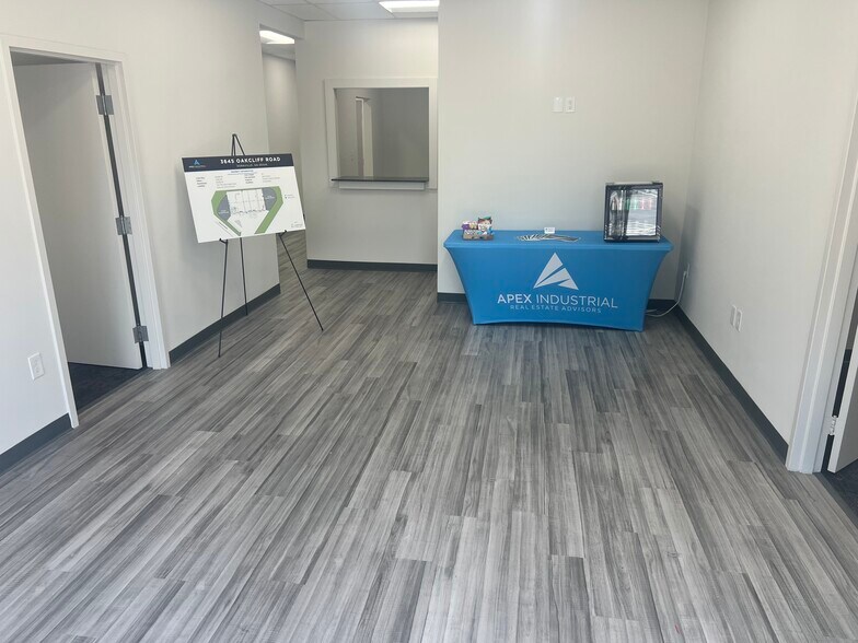 More Photos Of 3645 Oakcliff Rd, Doraville Warehouse For Sale