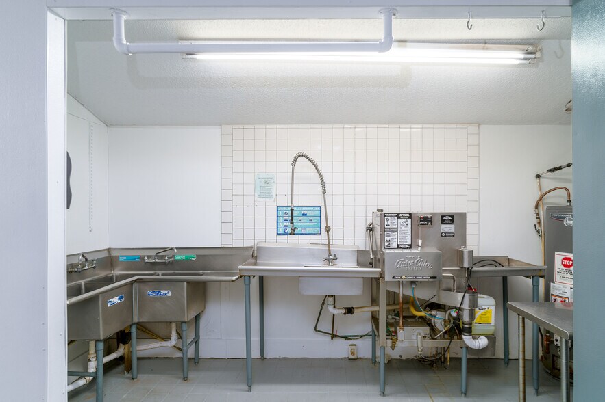 More Photos Of 406 N Piedmont Ave, Rockmart Restaurant For Sale