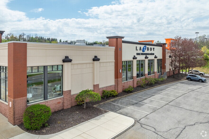 More Photos Of 170 Quinn Dr, Pittsburgh Freestanding For Lease