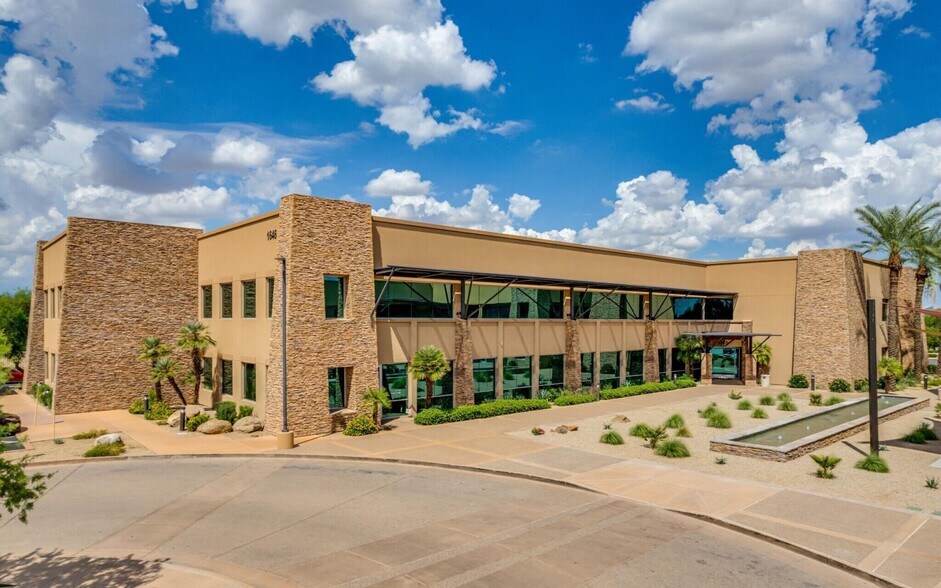 More Photos Of 1616 N Litchfield Rd, Goodyear Unknown For Lease