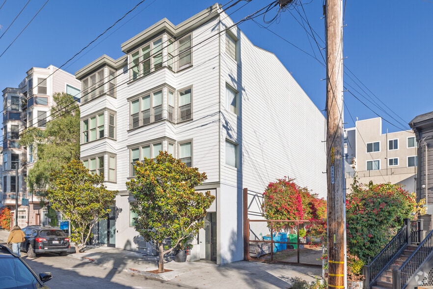More Photos Of 1189 Tennessee St, San Francisco Loft Creative Space For Lease