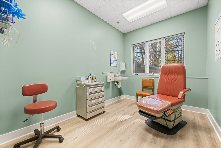 More Photos Of 610 State Farm Rd, Boone Medical For Sale