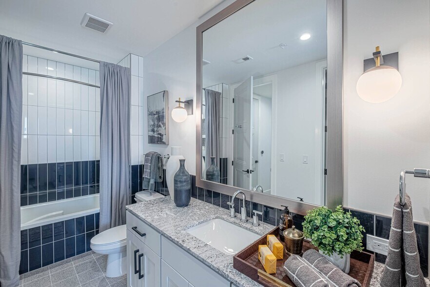 More Photos Of 1331 Spring St NW, Atlanta Unknown For Lease