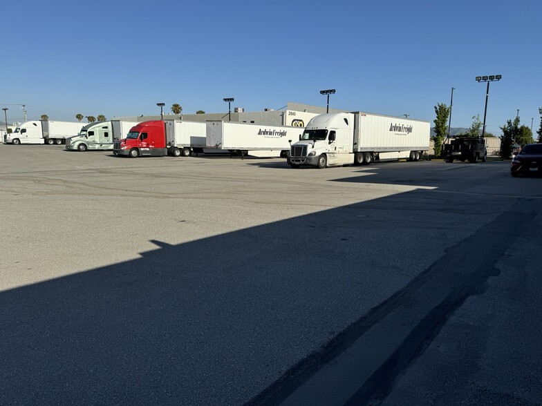 More Photos Of 2940 N Hollywood Way, Burbank Land For Lease