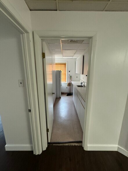 More Photos Of 3231-3233 Superior Ln, Bowie Medical For Lease