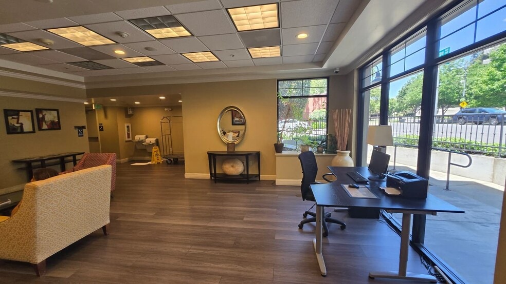 More Photos Of 2356 Stockton Blvd, Sacramento Hotel For Sale