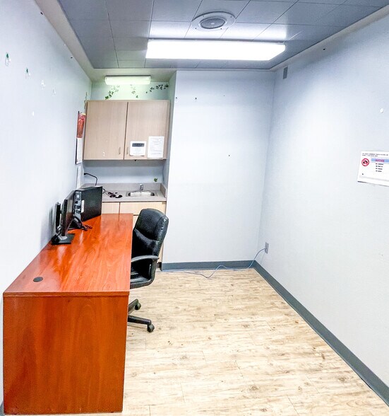 More Photos Of 4901 S Pennsylvania Ave, Oklahoma City Medical For Lease