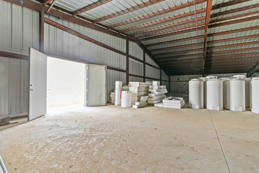More Photos Of 22245 Mitchell Blvd, California City Industrial For Lease
