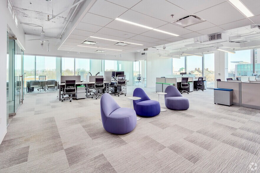 More Photos Of 4500 East West Hwy, Bethesda Office For Lease