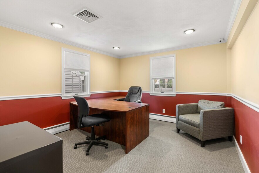More Photos Of 1764 Main St, Tewksbury Office For Lease