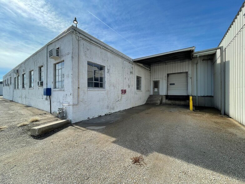 More Photos Of 4177 N Illinois Route 251, Mendota Industrial For Lease