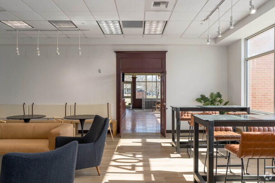 More Photos Of 404 2nd St, Cheney Apartments For Lease