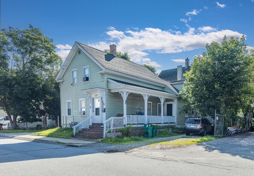 More Photos Of 17 Winter St, Rochester Apartments For Sale